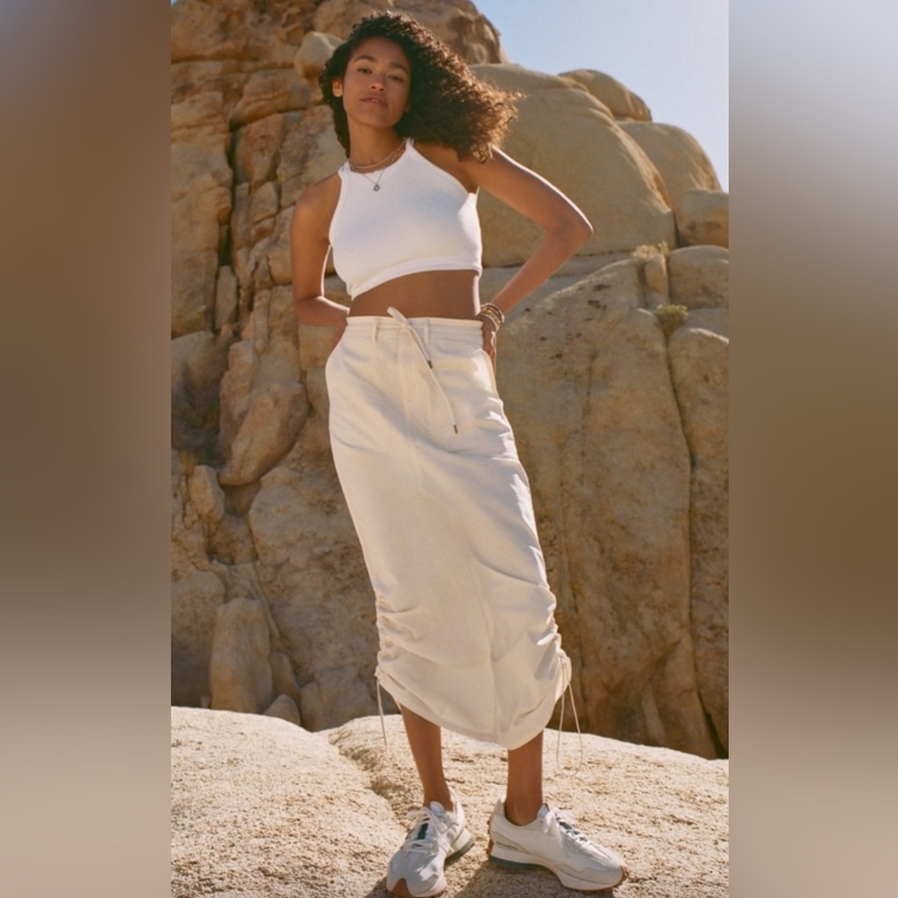 🆕AE SNAPPY MAXI SKIRT